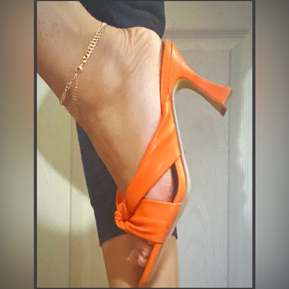 🧡NEVER WORN Marc Fisher Sandals | Size 9.5 | 2.84 Inches